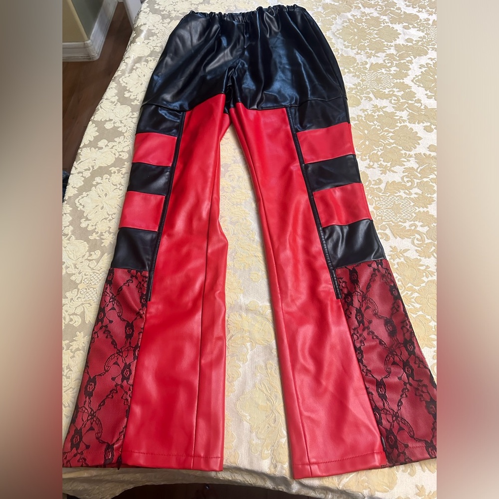 Descendants 4 The Rise Of Red : Red’s Pants L Adult Halloween Costume